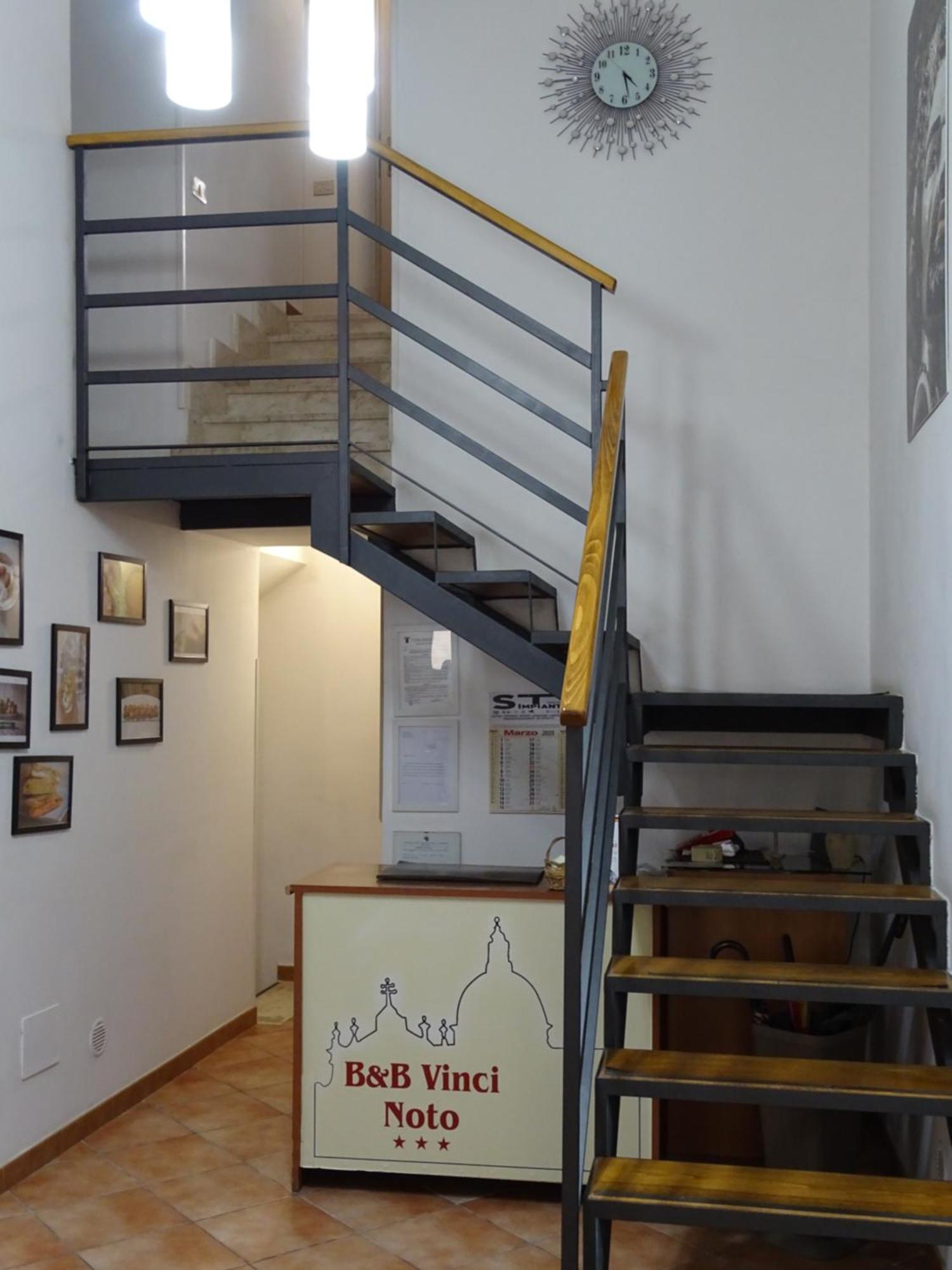 B&B Vinci Noto Luaran gambar