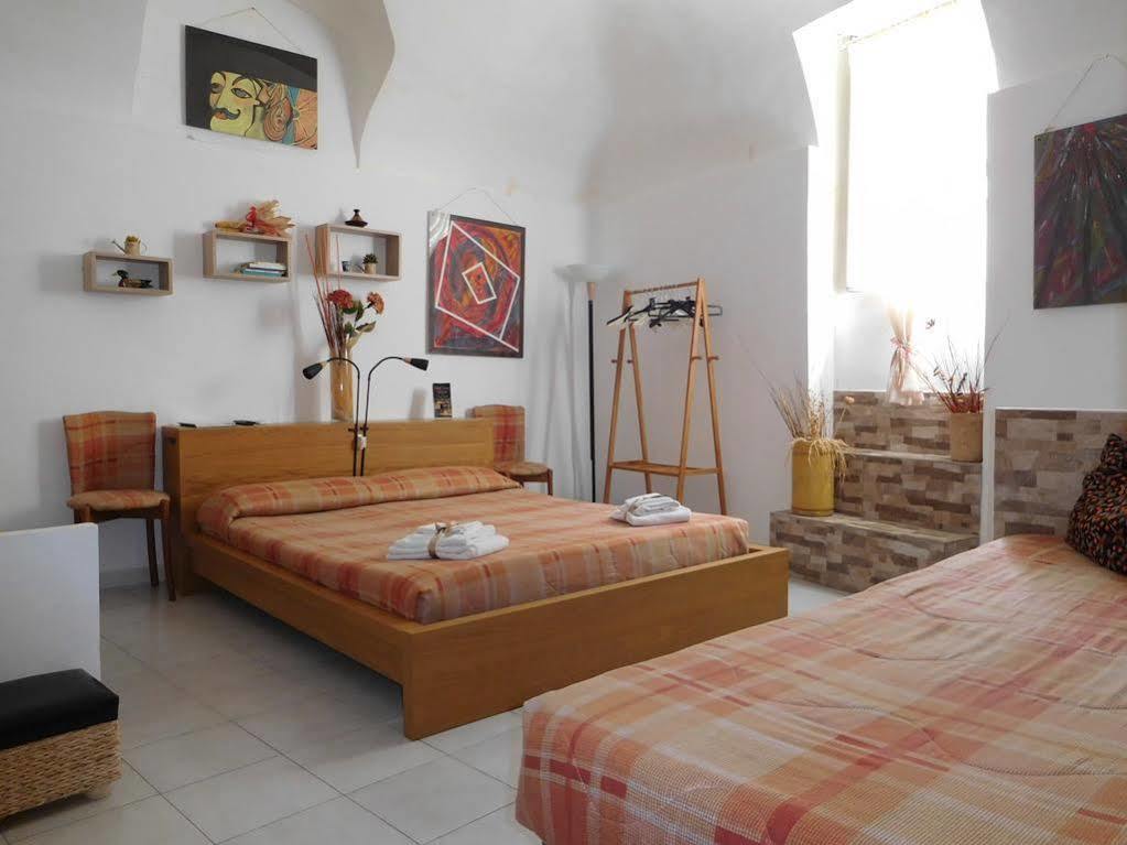 B&B Vinci Noto Luaran gambar
