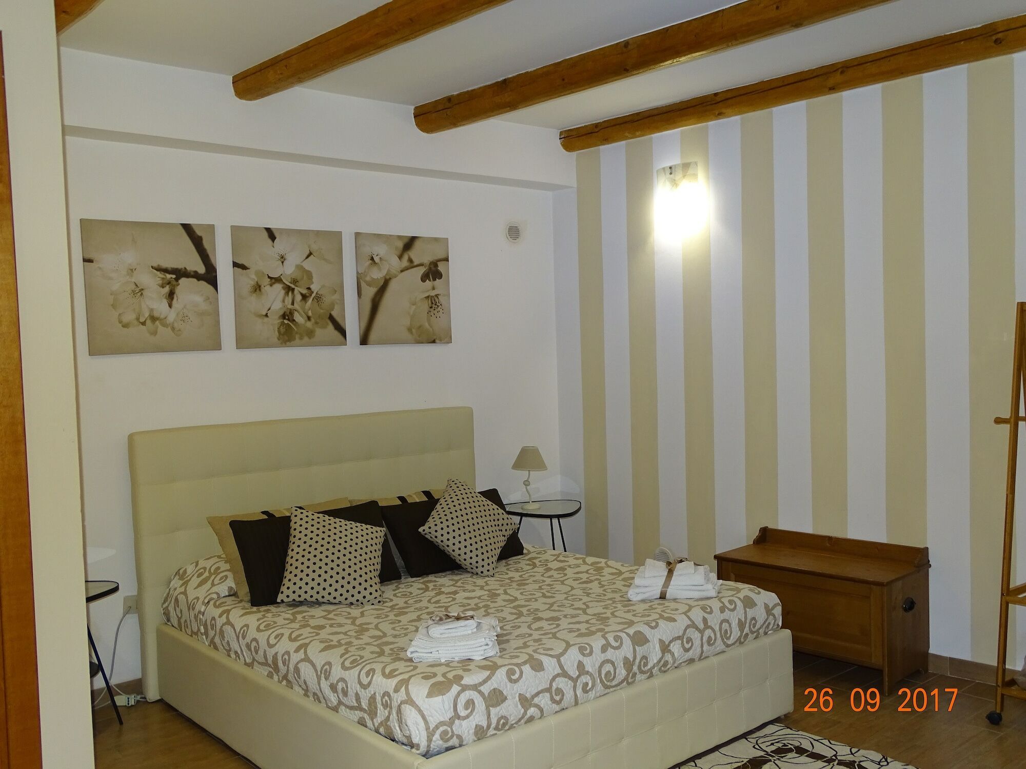 B&B Vinci Noto Luaran gambar